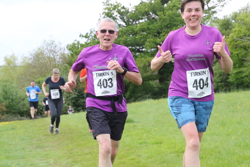 photo 0927 of a runner