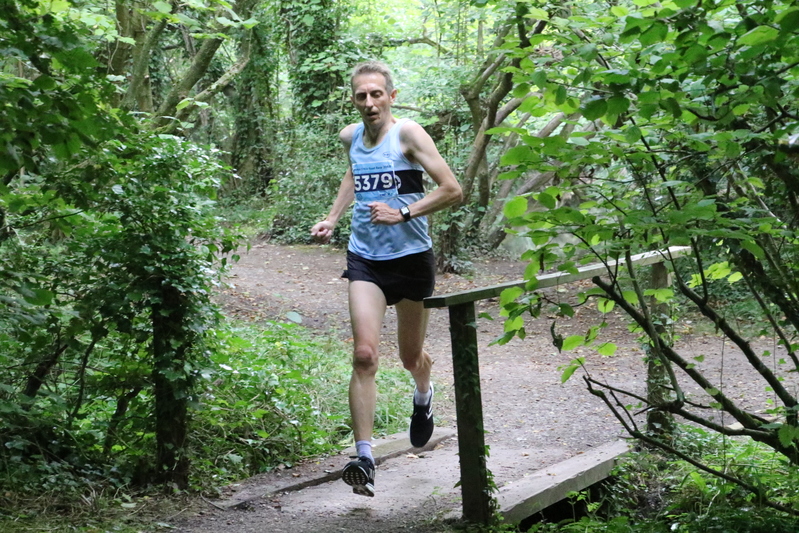 photo 0502 of a runner