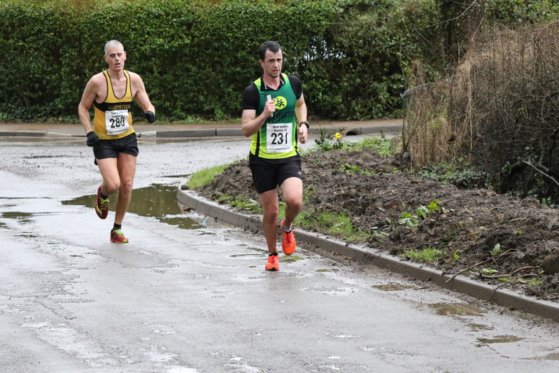 photo 0968 of a runner