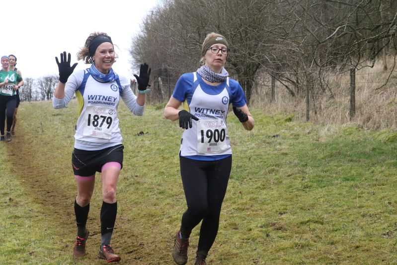 photo 2499 of a runner