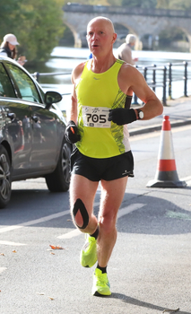 This photo is of Ian Lambourn. It was taken by runthrough